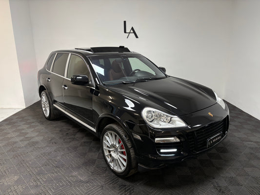 Porsche Cayenne Turbo 4.0 V8 500cv