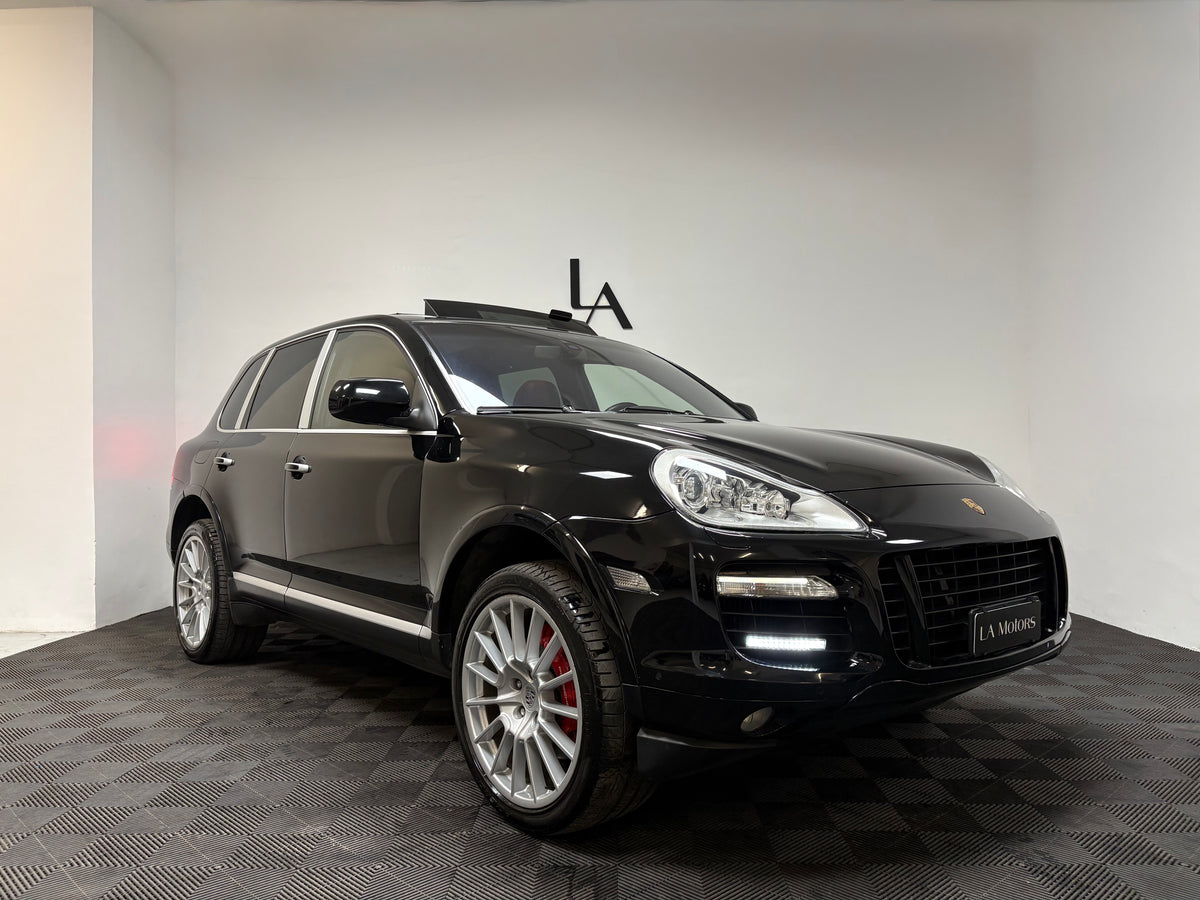 Porsche Cayenne Turbo 4.0 V8 500cv