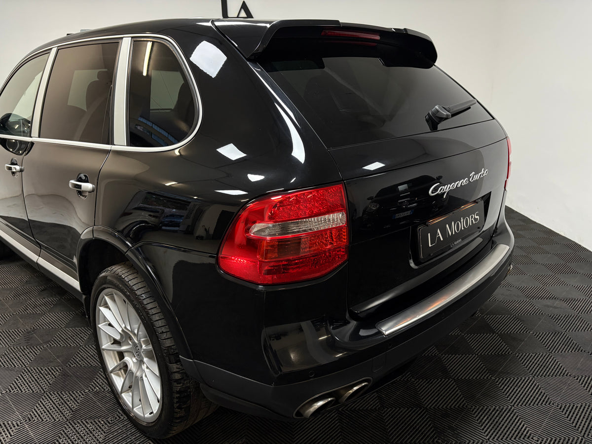 Porsche Cayenne Turbo 4.0 V8 500cv