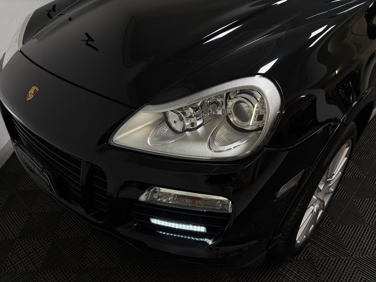 Porsche Cayenne Turbo 4.0 V8 500cv