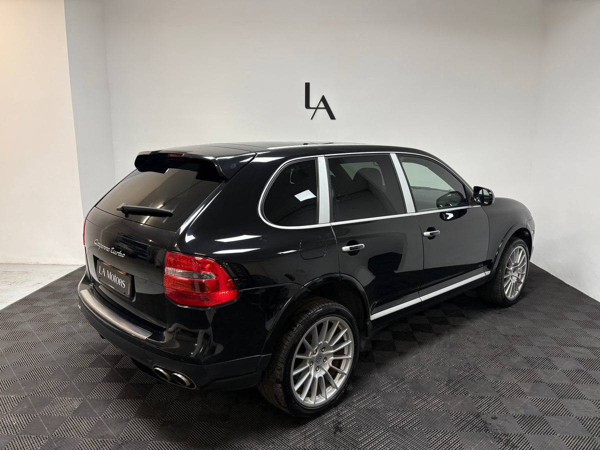 Porsche Cayenne Turbo 4.0 V8 500cv