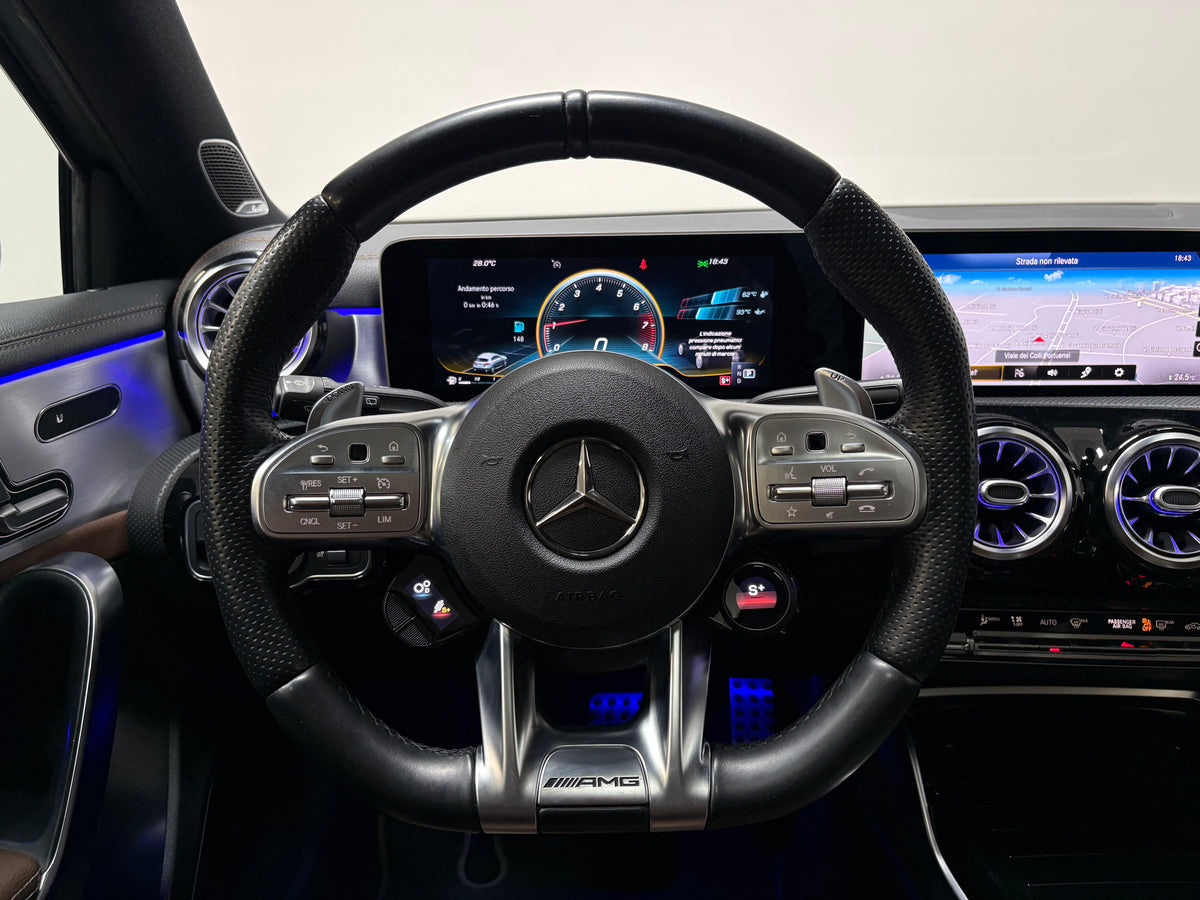 Mercedes-Benz A35 AMG Race Edition 4 Matic 2.0 306cv