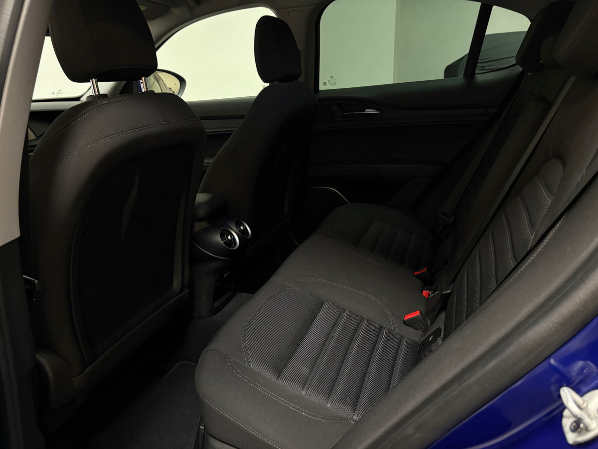 Alfa Romeo Stelvio 2.2 TD AT8 RWD Business 160cv